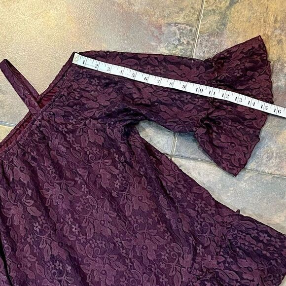 Lane Bryant Purple Lace Cold Shoulder Flare Blouse 18/20 - Picture 6 of 11